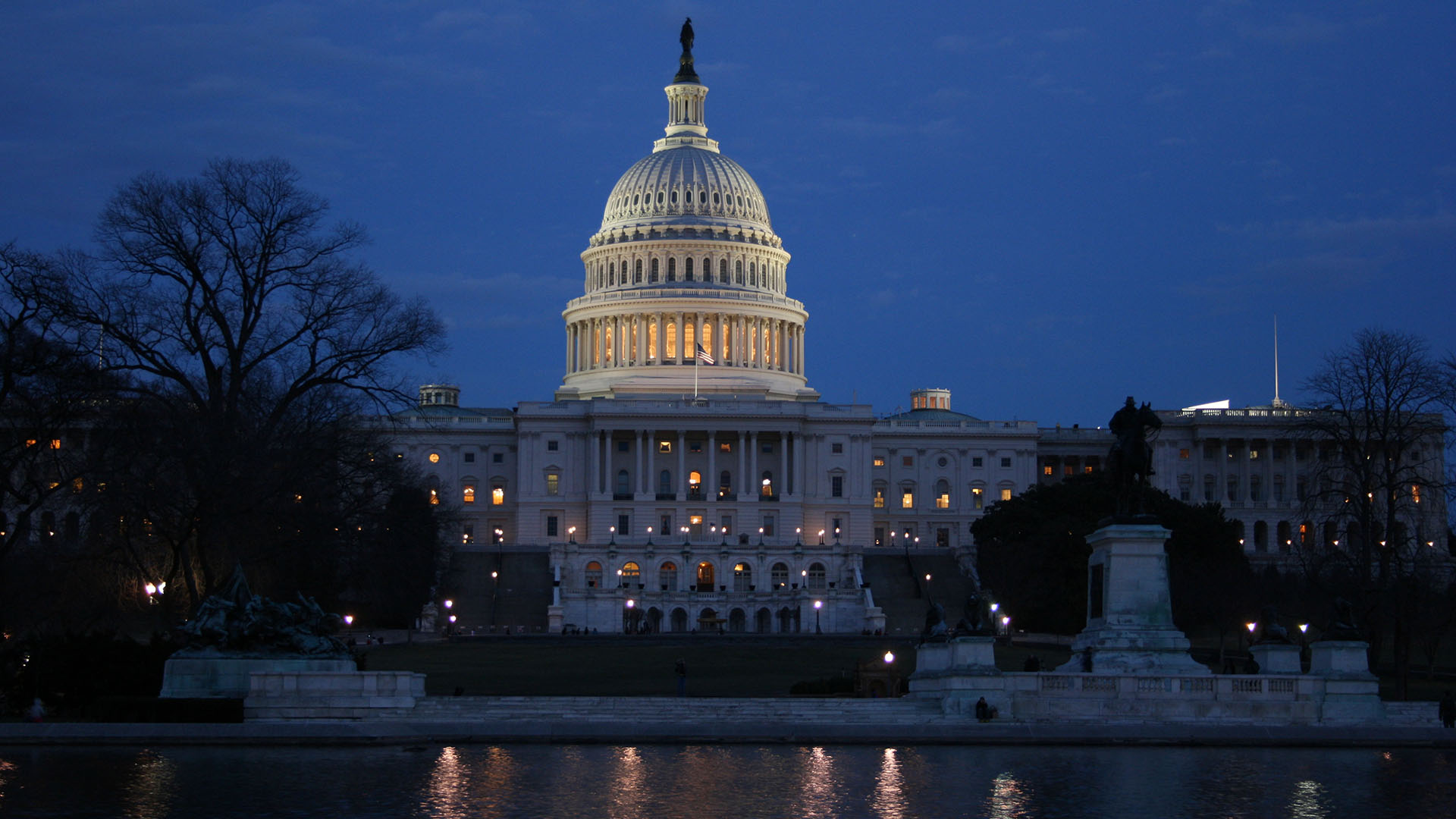 Capitol_Night_IMG_7229